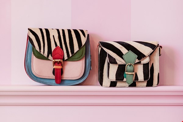 WIN een tas naar keuze van Treasure Label!